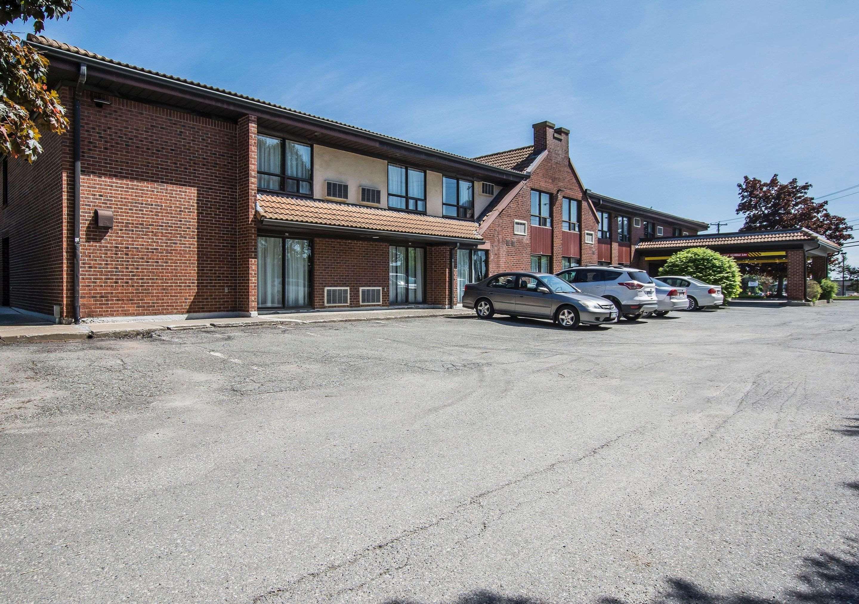 Comfort Inn Sherbrooke Exterior foto