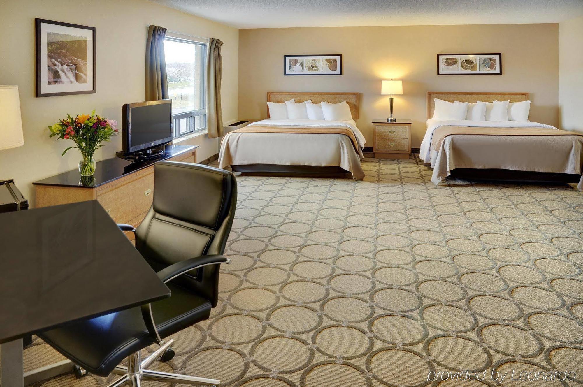Comfort Inn Sherbrooke Exterior foto